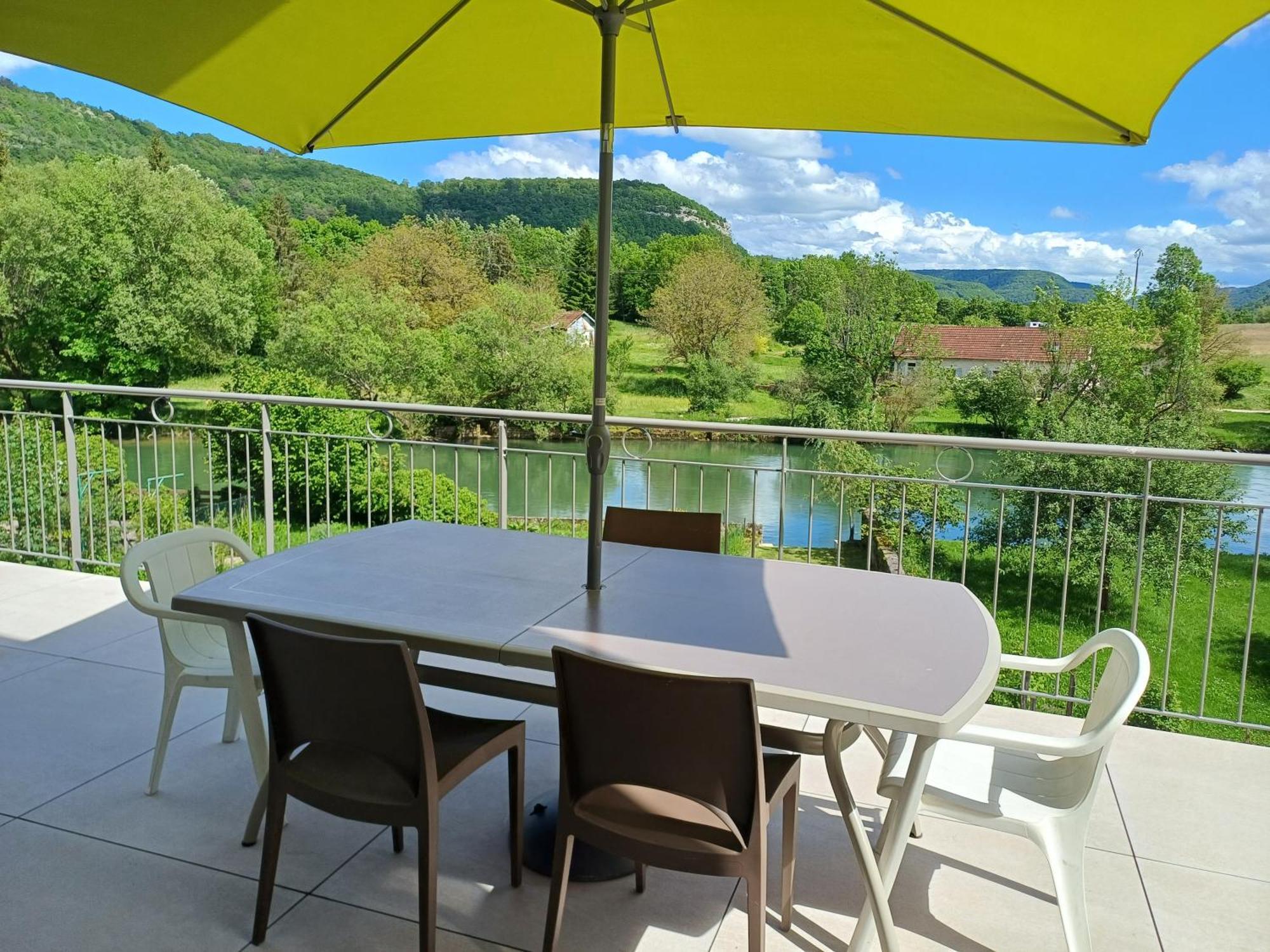 Maison De Vacances - Vue Panoramique Riviere Ornans Dış mekan fotoğraf